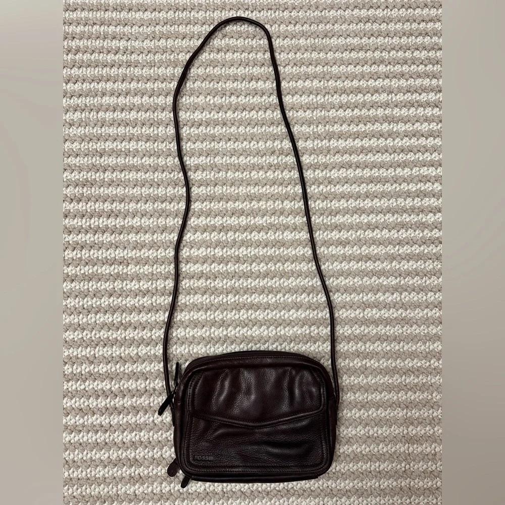 Rare Vintage FOSSIL Dark Coffee Brown Leather Compact Crossbody Organizer Retro